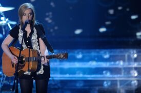 Niki_amy_macdonald_x_factor_24_marzo_2009_014.jpg