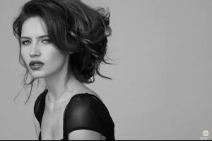 000000403046-anna_suponeva-fullsize.jpg