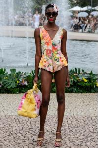 Victor_Dzenk_Rogerio_Lima_SS14_37_Mariane_Calazan.jpg