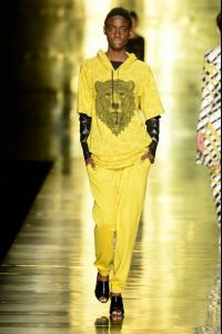 Plural_Vicenza_FW14_09_Mariane_Calazan.jpg