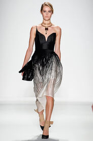 Zimmermann_ON_0752.1366x2048_style.jpg