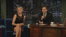 Uma_Thurman_Late_Night_Fallon_2011_720p_4.jpg