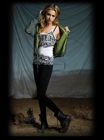 fox-head-girls-collection-2011-spring-summer-designer-denim-jeans-fashion-3x.jpg
