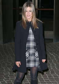 JenniferAniston_NY111614_11.jpg