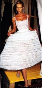 us_vogue_mar_1995_23.jpg