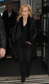 gilliana211114BZNImage002.jpg