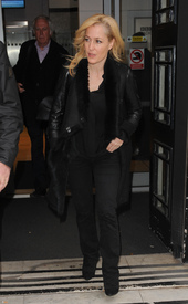 gilliana211114BZNImage003.jpg
