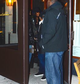 Naomi Campbell leaves Sant Ambroeus SoHo 7.11.2014_01.jpg