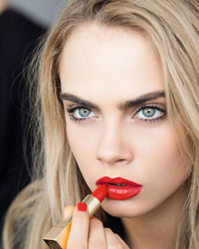 tduid300011_CaraDelevingne.jpg