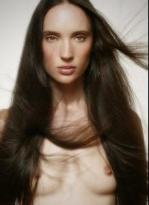 amy nemec nude (3).jpg