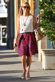 Reese Witherspoon is seen running errands in a Floral Print_24.jpg