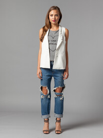 Shadow-Vest-Front_c4c98eb6-017a-46b5-954a-3572df324465.jpg