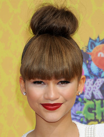 Zendaya__1_.jpg