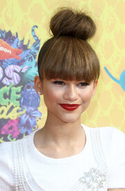 Zendaya__2_.jpg