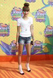 Zendaya__8_.jpg