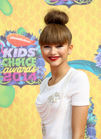 Zendaya_Coleman_18.jpg