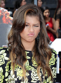 Zendaya__4_.jpg