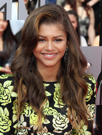 Zendaya__7_.jpg