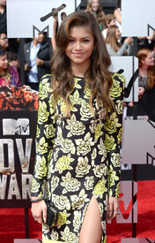 Zendaya__10_.jpg