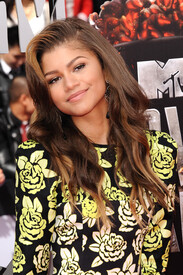 Zendaya_10.jpg