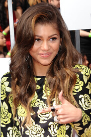 Zendaya_12.jpg