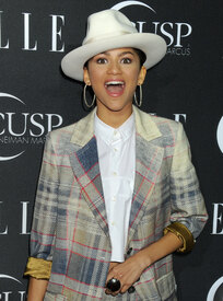 Zendaya__13_.jpg