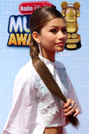 Zendaya_Coleman_14.jpg