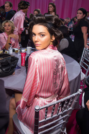 Kendall_Jenner_20.jpg