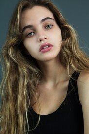 sophie_collins_low_res-26352__large.jpg