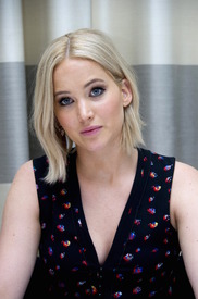 jlaw031115BZNimage30.jpg