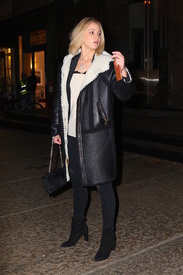 jlaw251115BZNimage7.jpg