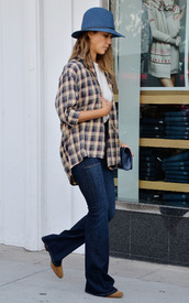 jessicaa151115BZNimage6.jpg