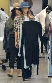 jessicaa151115BZNimage26.jpg