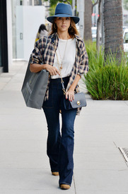 jessicaa151115BZNimage39.jpg