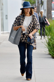 jessicaa151115BZNimage41.jpg