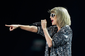 tswift271115BZNimage60.jpg