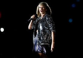 tswift271115BZNimage86.jpg