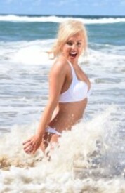 Jorgie-Porter13.th.jpg