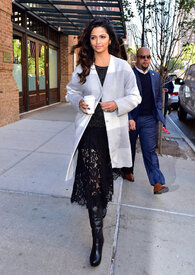 002_Camila-Alves-NYC-Street-Style-November-2.jpg