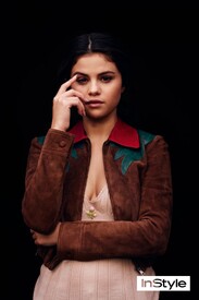 instyle-jan2016-selena-6.jpg