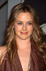 HQCB.net_AliciaSilverstone_15.jpg