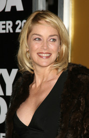 HQCB.NETSharon_Stone_3.jpg