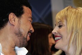 HQCB.net_Sharon_Stone_02.jpg
