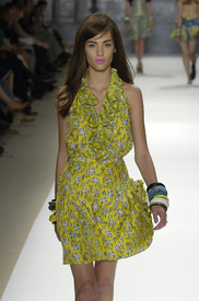celebrity_city_Nanette_Lepore_NY_S_S_07_036.jpg