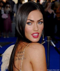 megan_fox_net__Premiere_Of_Transformers_627__10_.jpg