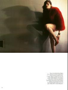 58501_Vogue_Fran26a_Dezembro2003Janeiro2004_phGlenLuchford_IsabeliFontana_01_122_1076lo.jpg