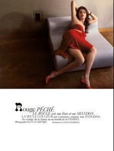 58502_Vogue_Fran71a_Dezembro2003Janeiro2004_phGlenLuchford_IsabeliFontana_02_122_200lo.jpg