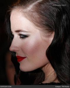 eva_green_the_golden_compass_world_premiere_inside_arrivals_6sgwgd.jpg