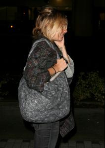 34308_Sienna_Celebrity_City_2_122_1019lo.jpg