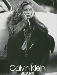 Carre_caree_20klein.jpg